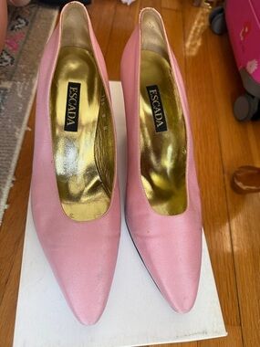 Vintage Escada pink satin pumps